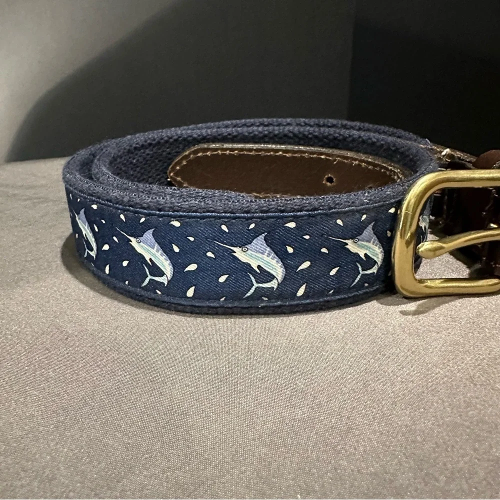 Vineyard Vines Navy Belt with Brass Buckle